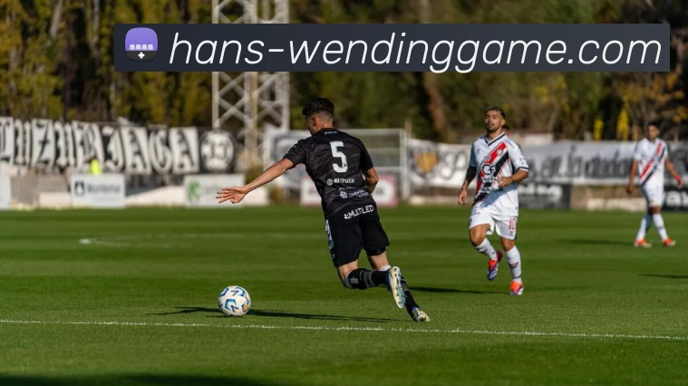 问鼎娱乐APP 封面图